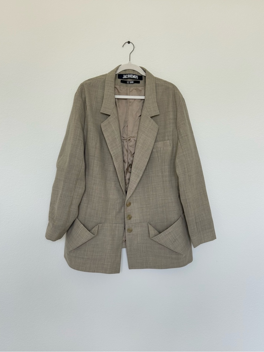 Jacquemus Le Souk Saafi Oversized Melange Wool Blazer in Neutral Beige - Picture 5 of 12